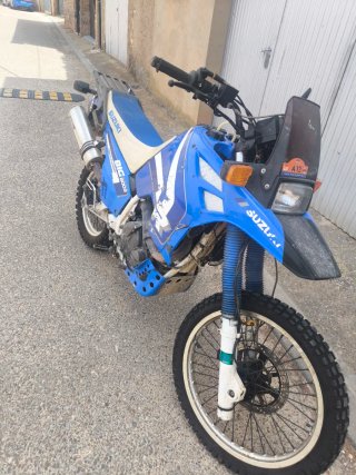 Suzuki DR Big 800 S Azul/Blanco