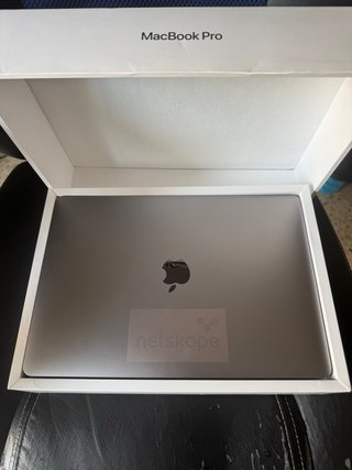 MacBook Pro 2020 Plata/Gris Espacial