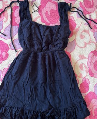 Vestido azul con tirantes