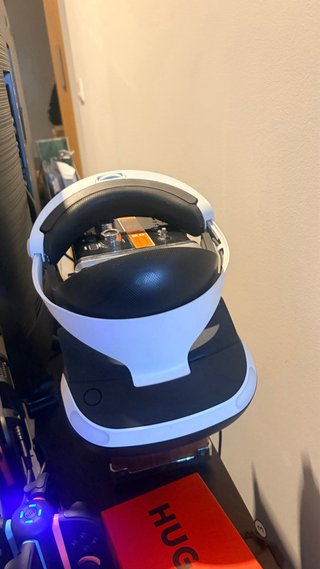 PS4 Pro + PS VR + 4 Mandos