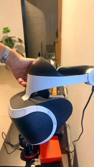 PS4 Pro + PS VR + 4 Mandos