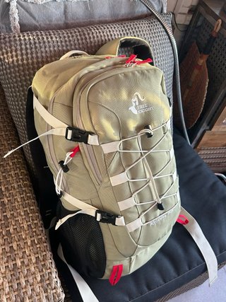 Mochila senderismo Free Knight 40L impermeable