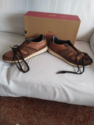 Zapatillas Levis, en piel, 43 de numero.