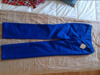 Pantalón azulón nuevoNAF NAF