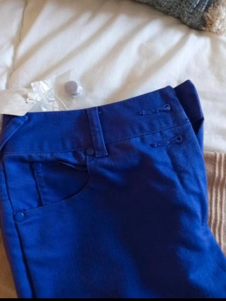 Pantalón azulón nuevoNAF NAF