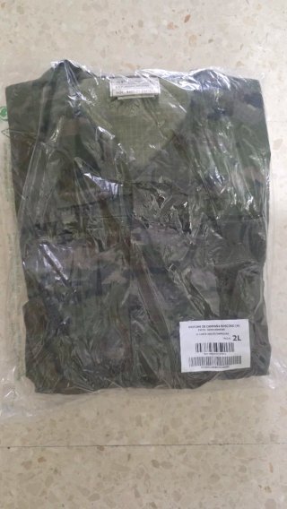 Traje militar 2 piezas nuevo 2L
