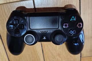 PS4 500 GB (2014) Negra + 2 juegos