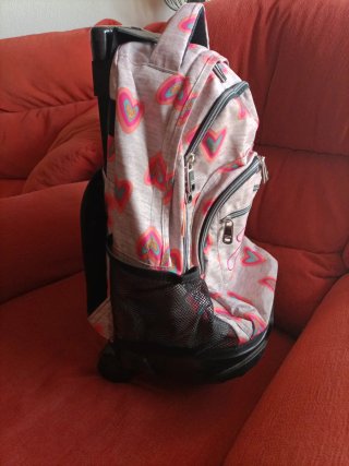 Mochila Totto con ruedas y estampado
