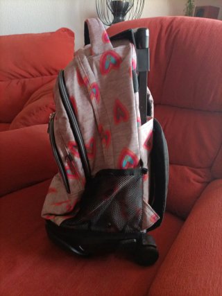 Mochila Totto con ruedas y estampado