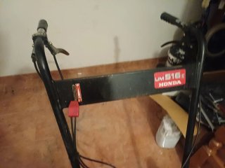 Desbrozadora Honda UM516C con ruedas