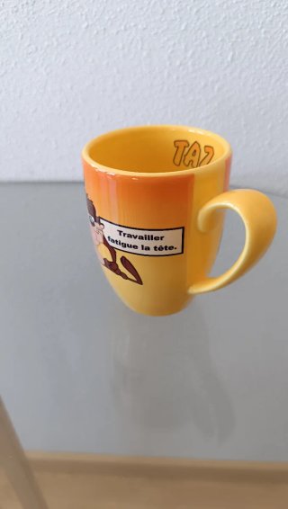Taza cerámica Taz con frase