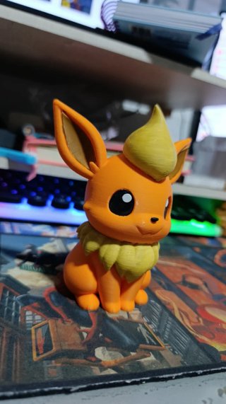 Figura Flareon Impresión 3D