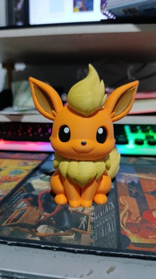 Figura Flareon Impresión 3D
