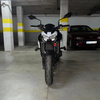 Kawasaki Z900