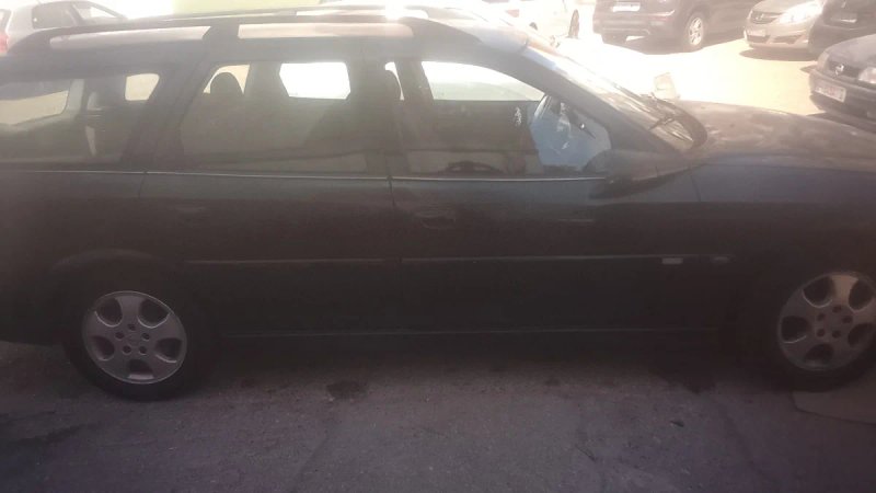 Opel Vectra 2003 - foto 1