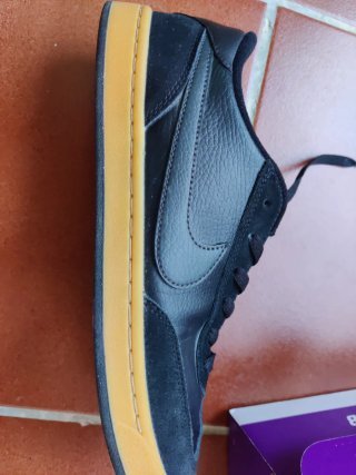 Nike SB FC Classic Talla 44 Negro/Caramelo