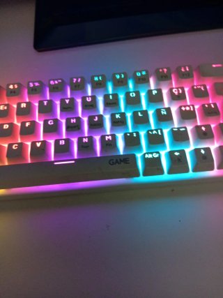 Teclado Gaming RGB Blanco va ps4 ps5 y etc y pc