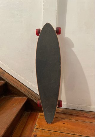 Longboard Moai 38” Sancheski - Cruiser ruedas roja