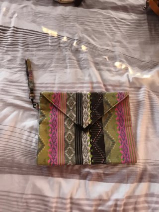 Lote 3 Bolsos: Amarillo, Beige y Multicolor