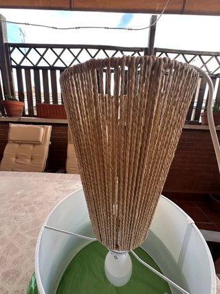 Lampada Maison du Monde in corda e tessuto bianco