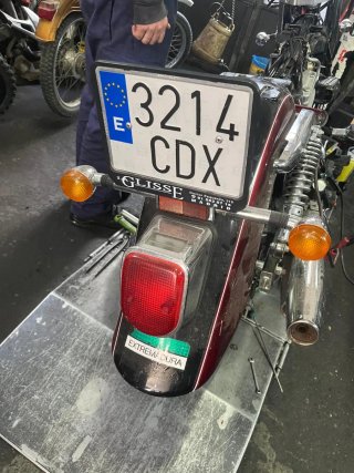 Moto Cruiser 2.50cc Roja y Plata