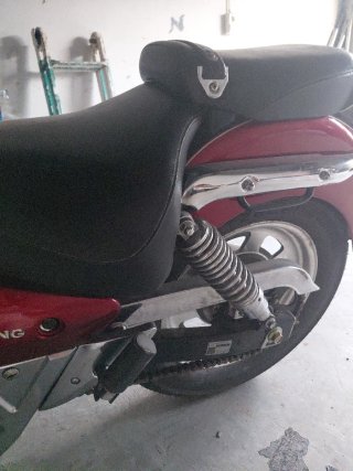 Moto Cruiser 2.50cc Roja y Plata