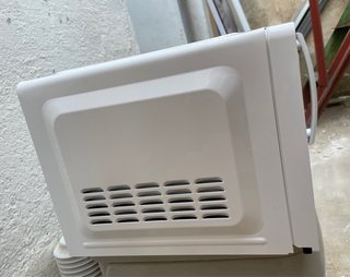 Microondas Taurus Compacto 700W 20L