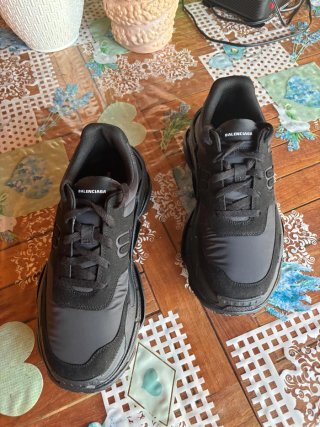 Scarpe Balenciaga Triple S Nylon nere