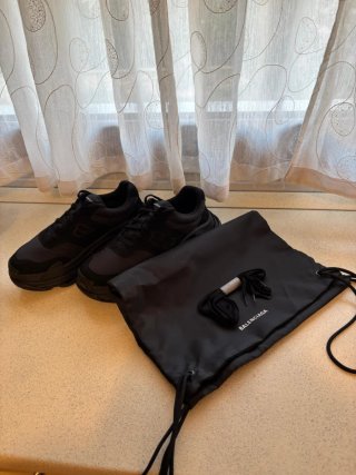 Scarpe Balenciaga Triple S Nylon nere
