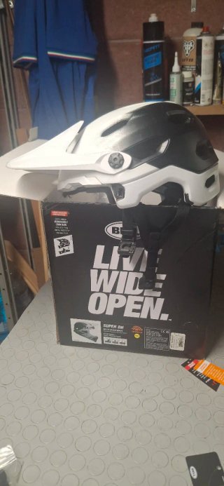 Bell Super DH Casco MTB Matte Black/White