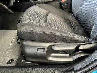 Toyota Prius Plugin Solar 125H | Enchufable