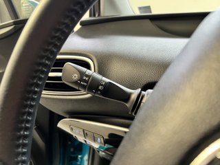 Toyota Prius Plugin Solar 125H | Enchufable