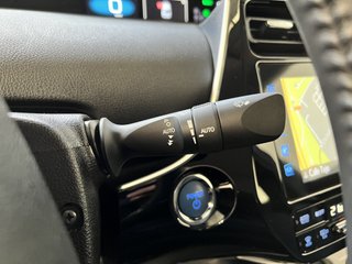 Toyota Prius Plugin Solar 125H | Enchufable