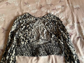 Camisa estampada leopardo manga larga