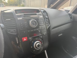 KIA Venga techo solar