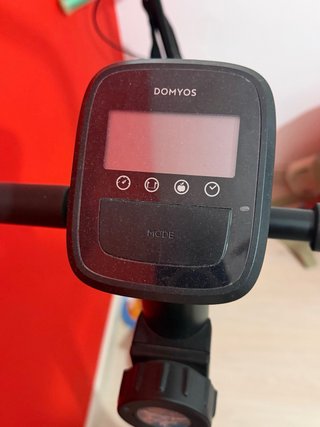 Bici Estática Essential DOMYOS 03
