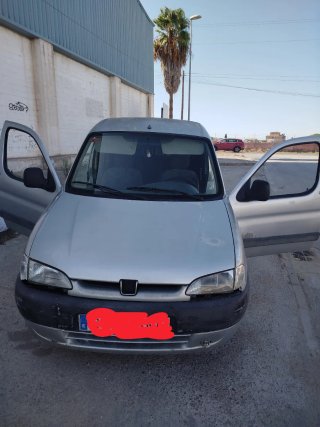 Peugeot parn 2001