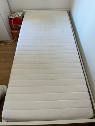 Litera Metálica Gris Ikea con Colchones