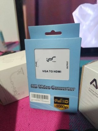 Lote electrónica: Teclado, VGA a HDMI, Cargador, A