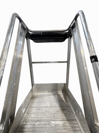 Escalera industrial Svelt Castellana Maxi