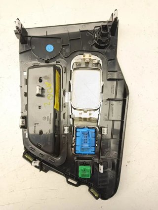 Consola central PEUGEOT 3008