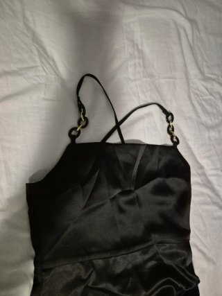Vestido negro largo con tirantes