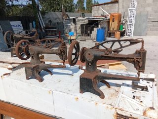 Máquina de coser Singer antigua