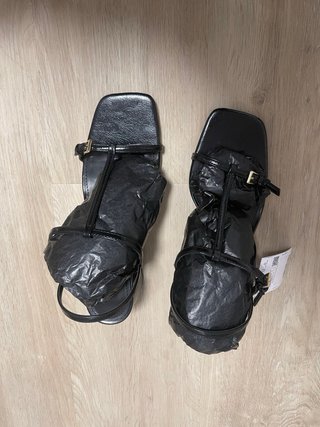 Sandalias Mango Tacón Tira Negra Talla 38