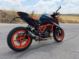 KTM 1290 SuperDuke R EVO Negra/Naranja
