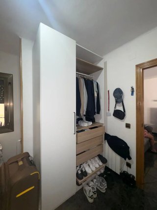 Armario Blanco Ikea con Accesorios