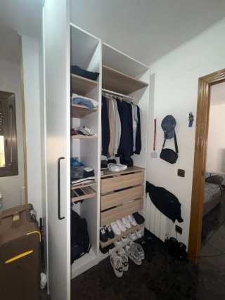 Armario Blanco Ikea con Accesorios