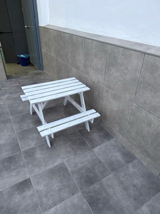 Merendero infantil de madera