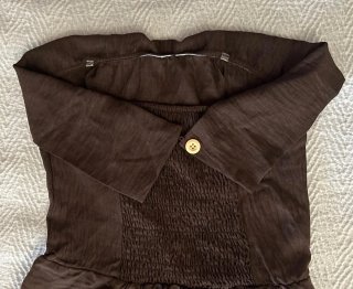 Mono marrón de vestir
