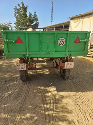 Remolque agrícola basculante con documentación